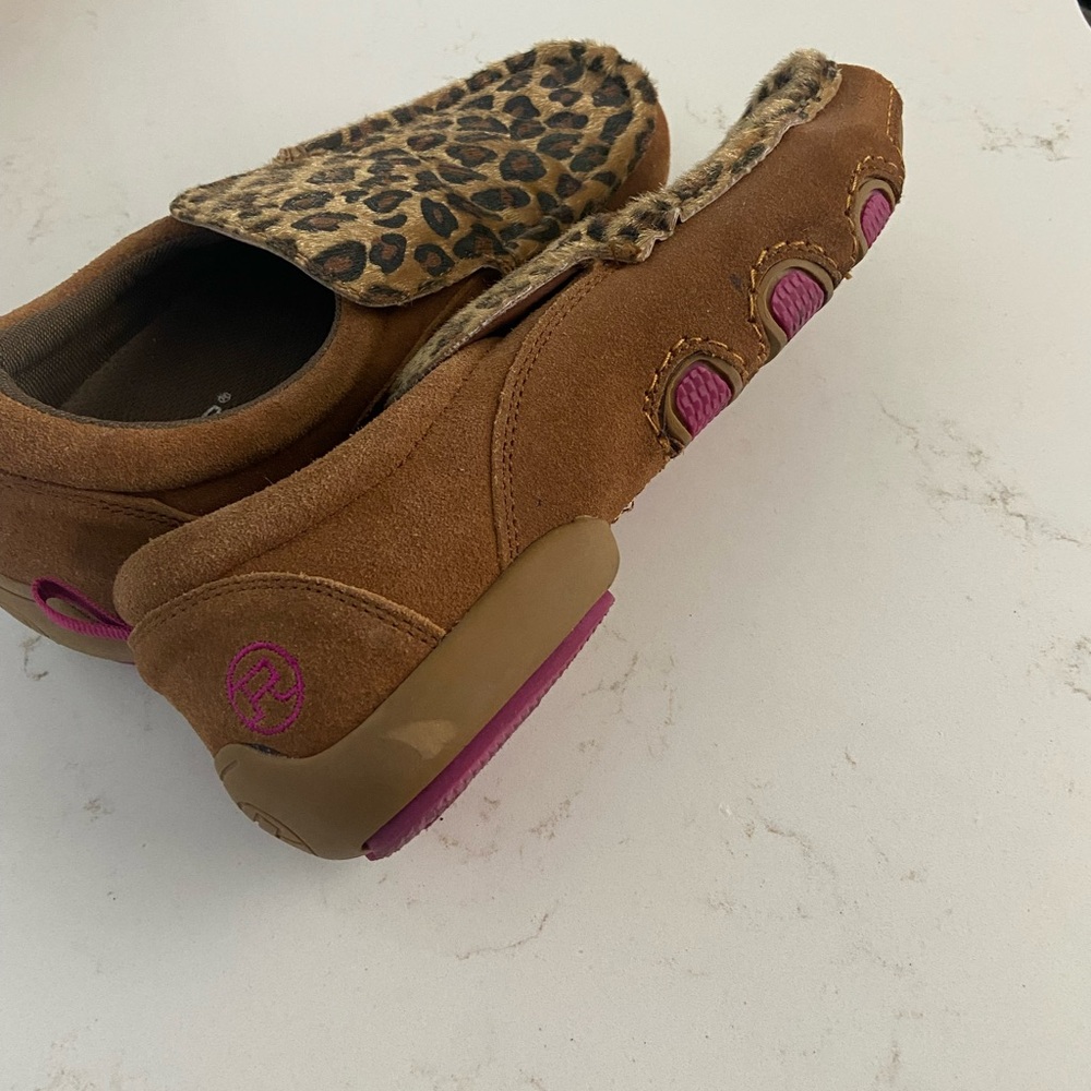 Roper Moccasins Brown and Pink Comfortable Design